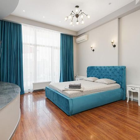 Arcadia Palace 2-Bedrooms Apartment With Terrace Odessa Dış mekan fotoğraf