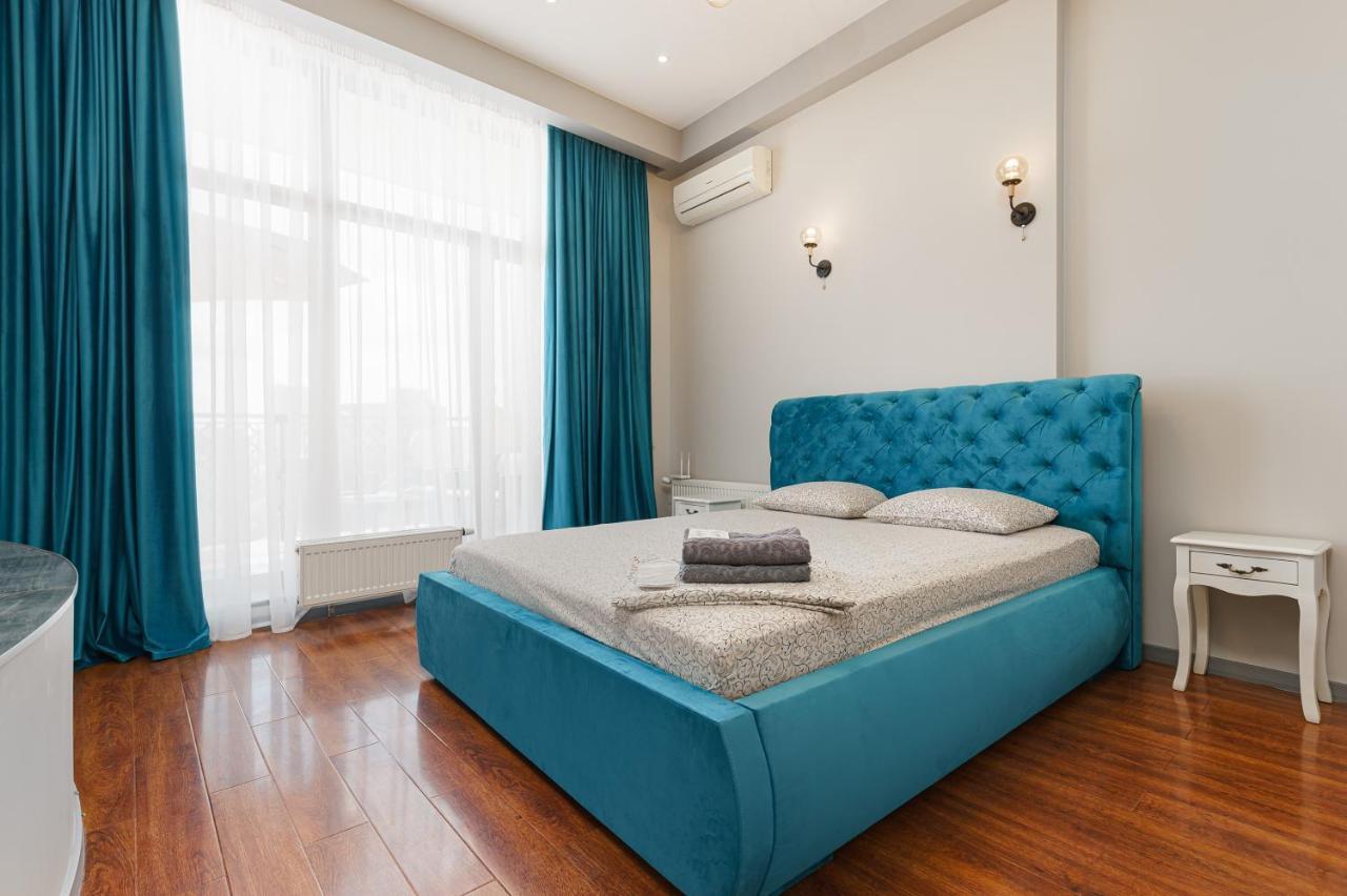 Arcadia Palace 2-Bedrooms Apartment With Terrace Odessa Dış mekan fotoğraf
