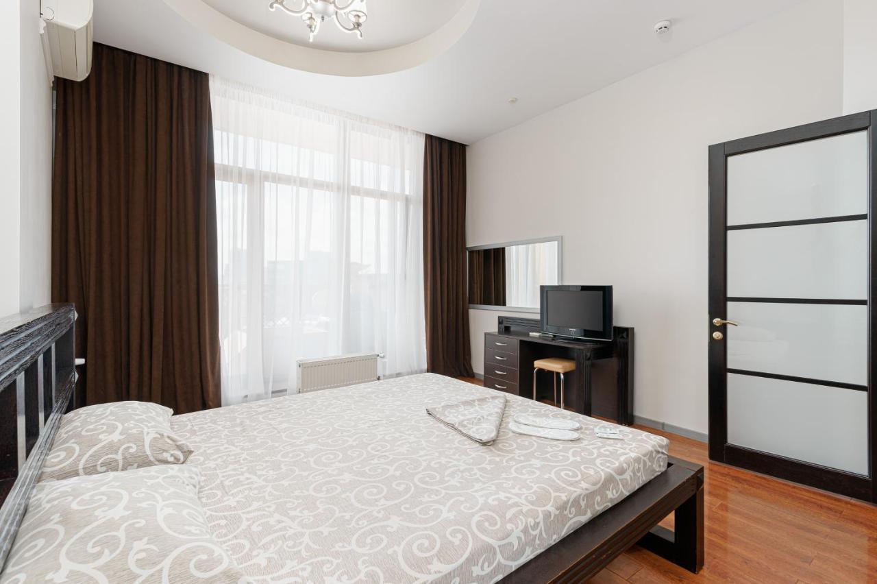 Arcadia Palace 2-Bedrooms Apartment With Terrace Odessa Dış mekan fotoğraf